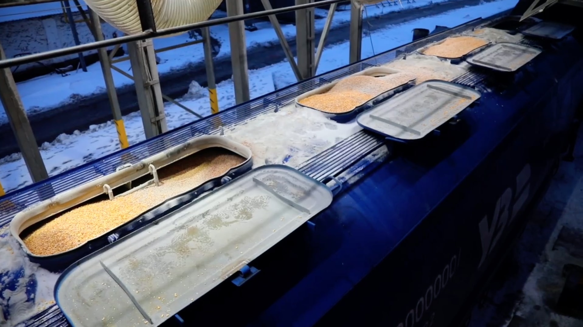Ukrainian Railways to start building variable gauge grain hoppers