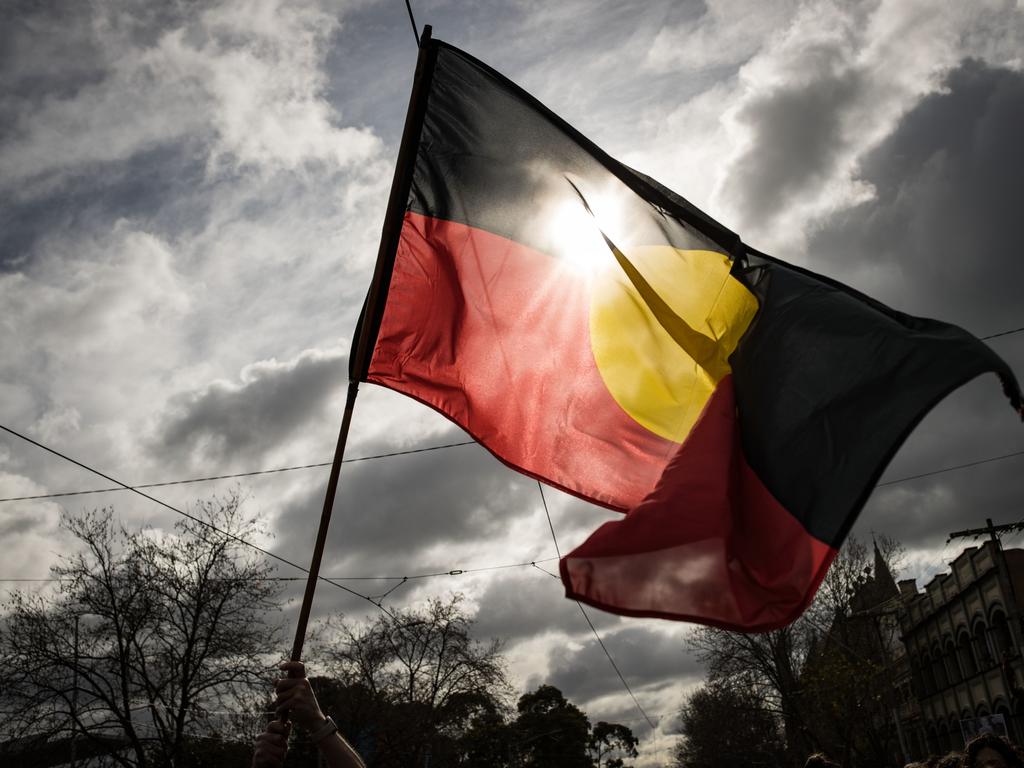 Call for parliamentary inquiry to investigate governance issues within Aboriginal Corporations