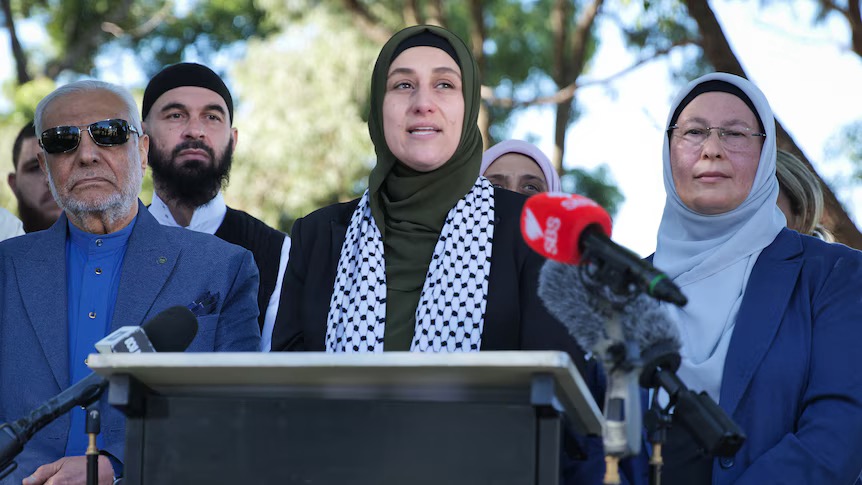 Australian Islamic groups calls for revision of national terrorism laws, as sixth teenager charged