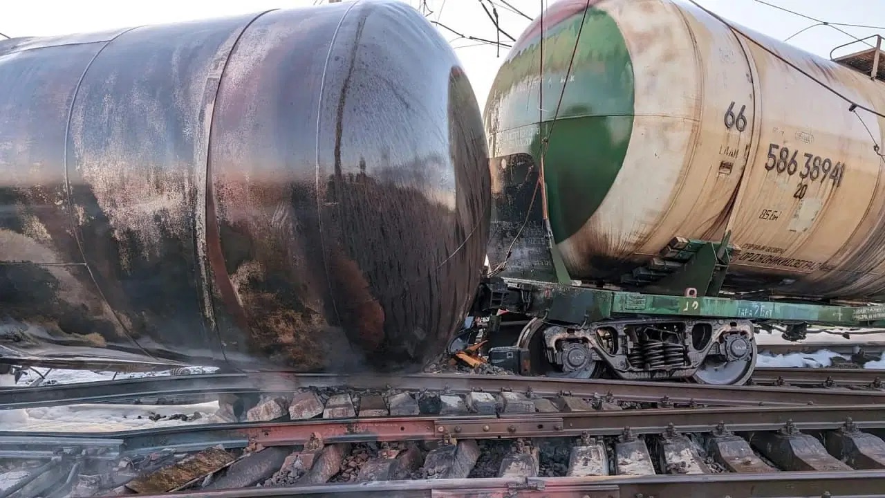 Freight train derails in Russia due to ‘interference’, officials say