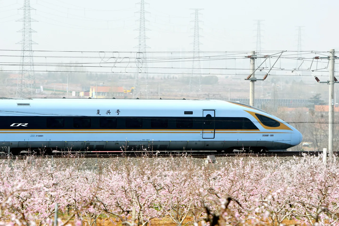 Why can’t America have high-speed rail?
