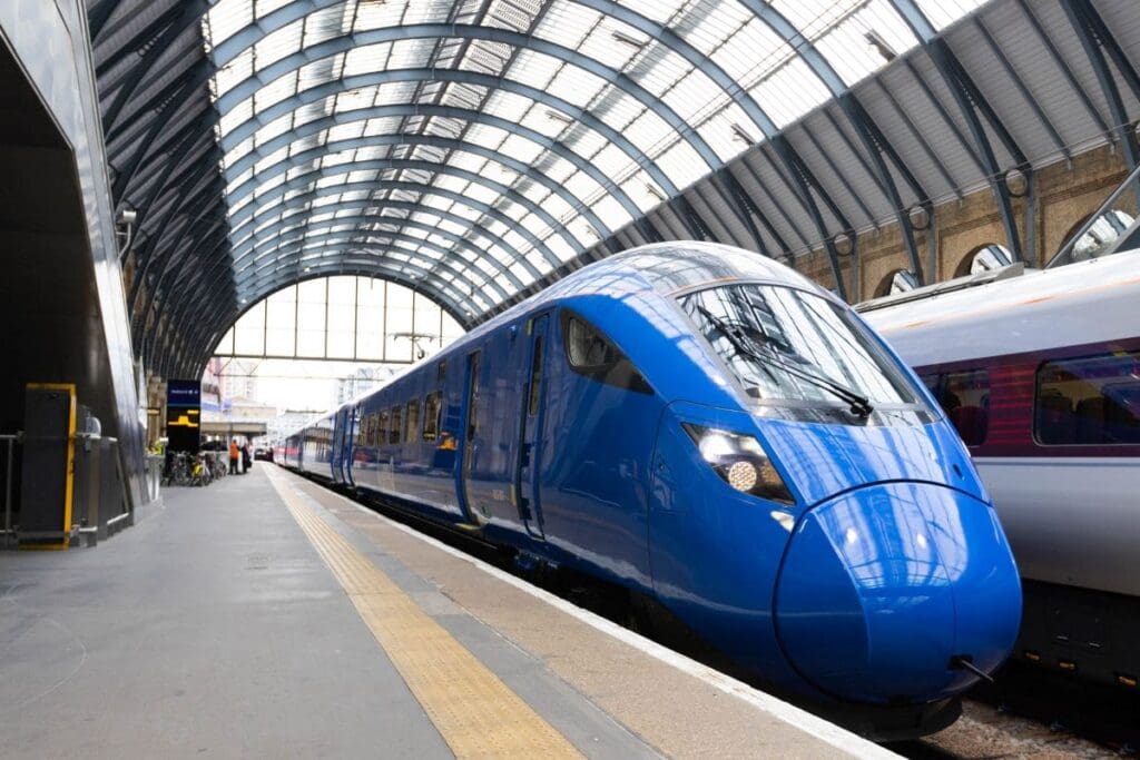 New train services between London and Greater Manchester planned