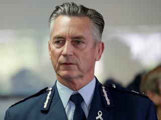 Half of Victorians say they no longer have confidence in the police