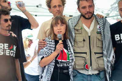Greta Thunberg sets sail for Gaza