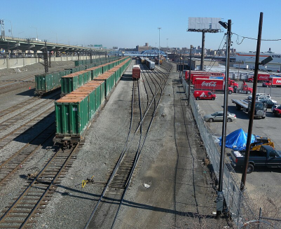 How busy in Oak Point Yard – New York?