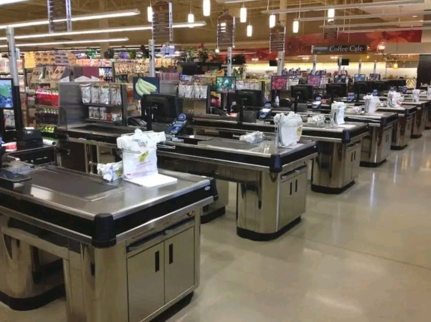 Supermakets heading towards almost exclusive self checkout