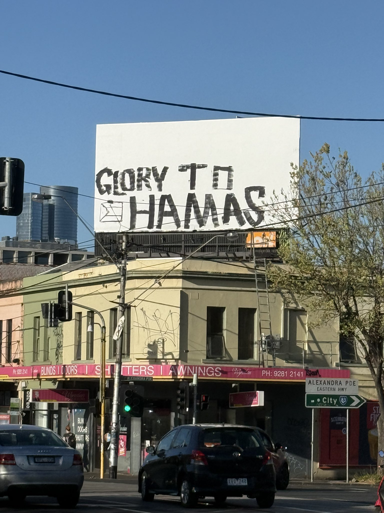 Hamas graffiti in Melbourne glorifies the terrible events of October 7th