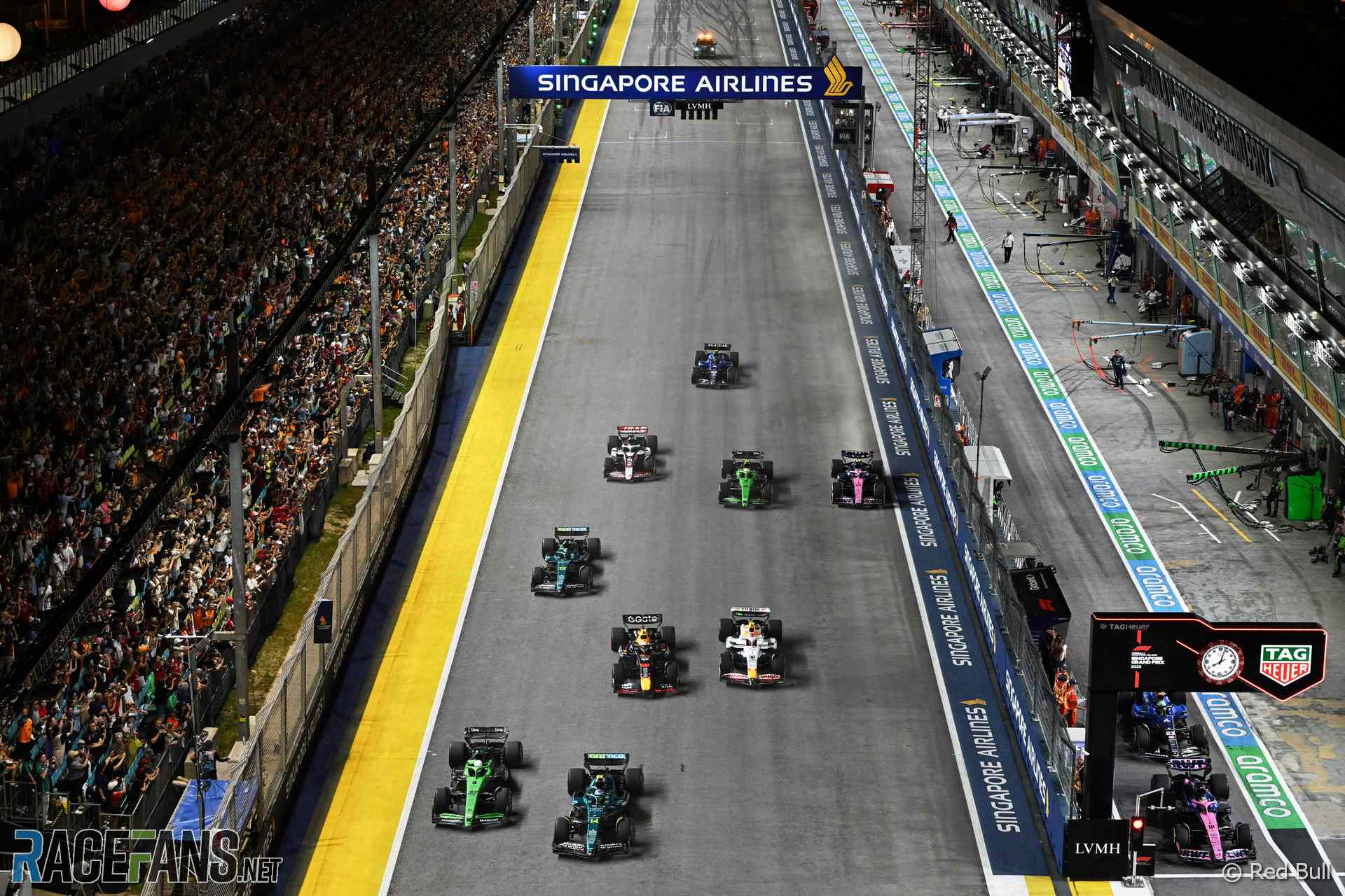 Russell Dominates Singapore GP as McLaren Secures Constructors’ Title Amid Norris-Piastri Clash